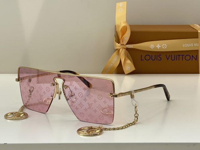 Louis Vuitton Sunglasses Top Quality LVS00561